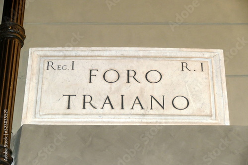 Fototapeta Naklejka Na Ścianę i Meble -  nomi delle strade e piazze di roma,italia