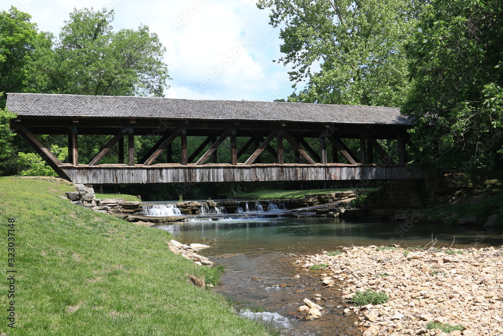 Fototapeta premium Historic Covered Bridge