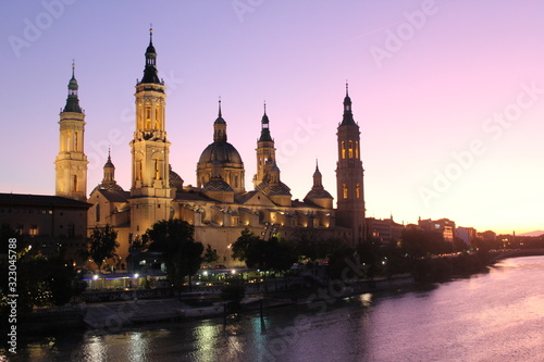 Quadro su tela Catedral-Basílica de Nossa Senhora do Pilar - Saragoça