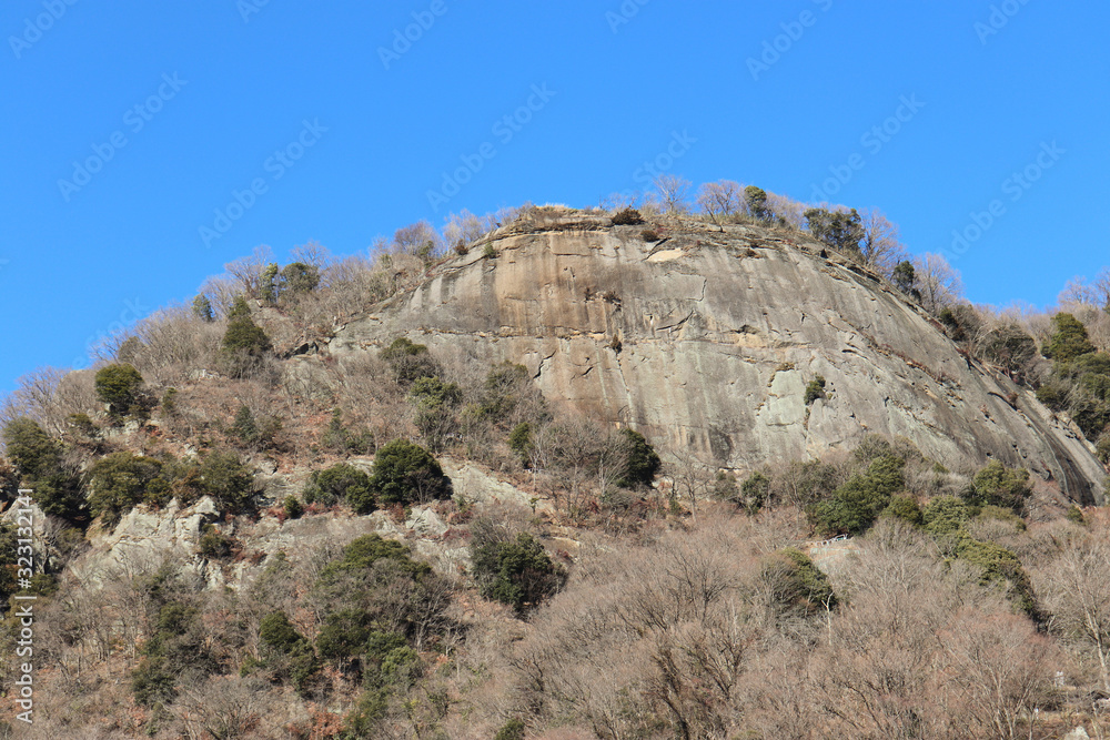 冬の岩殿山（山梨県大月市）