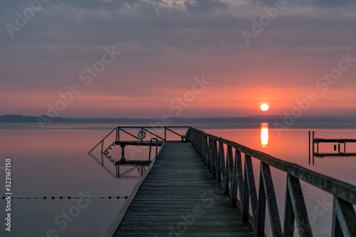 magisches Licht am See