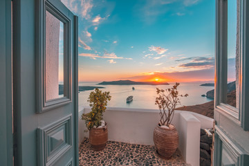 Keuken achterwand Romantische stijl Avondgloed boven Fira op Santorini  © icemanphotos