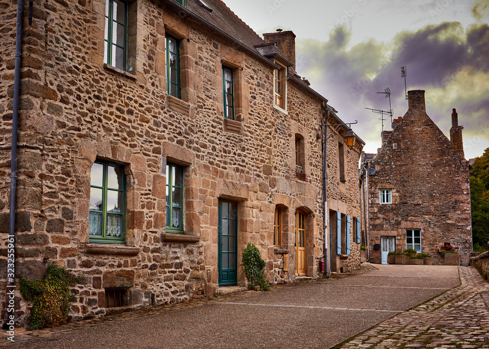 Image of a small street in Lehon, Brittany, France