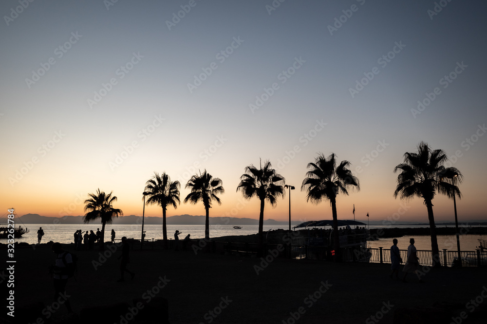 Strand Promenade bei Sonnenuntergang in Side