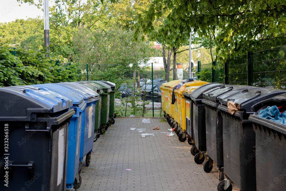 Garbage containers, image of garbage containers, garbage containers in a row Garbage containers, image of garbage containers, garbage containers in a row