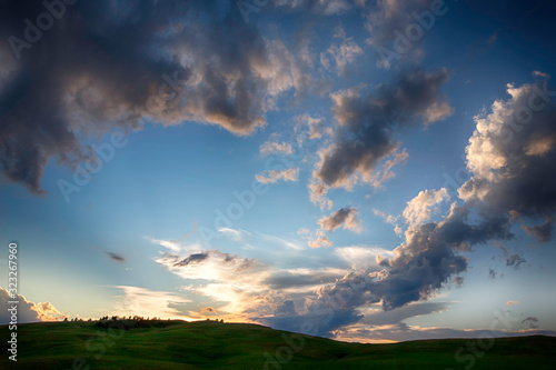 Prairie Cloud scape at dusk