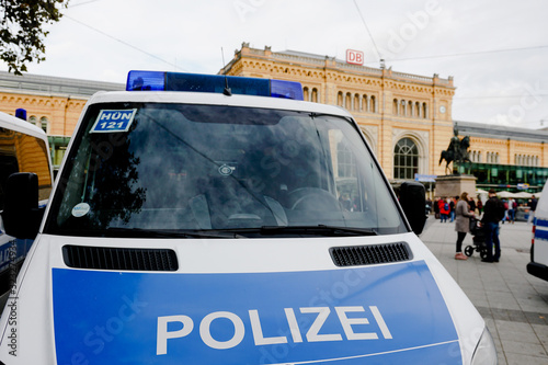 Bundespolizei Einsatzfahrzeuge am Hannover Hauptbahnhof