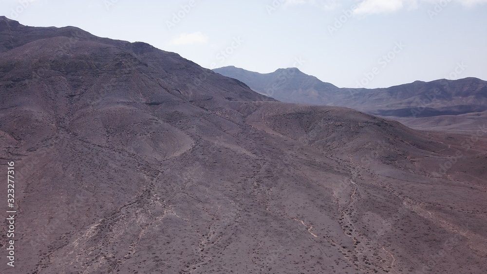 Fototapeta premium Natural landscape walking between mountains and cliffs