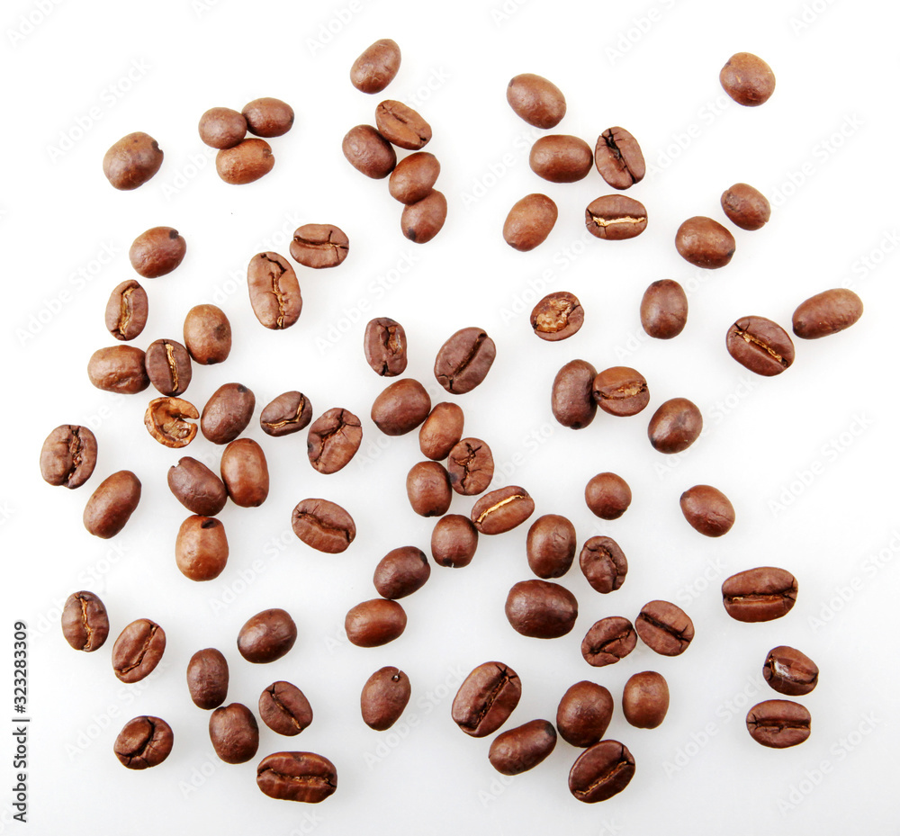 Naklejka premium Fresh Roasted Coffee Beans Isolated On White Background