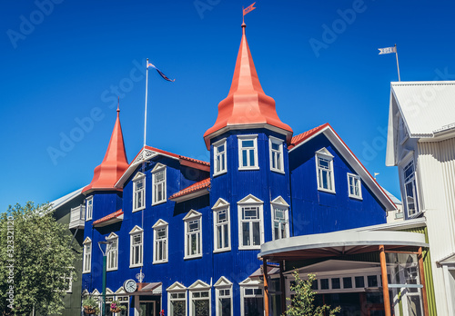 Schilderij op canvas Akureyri, Iceland - June 20, 2018: Wooden traditional building located on Hafnar