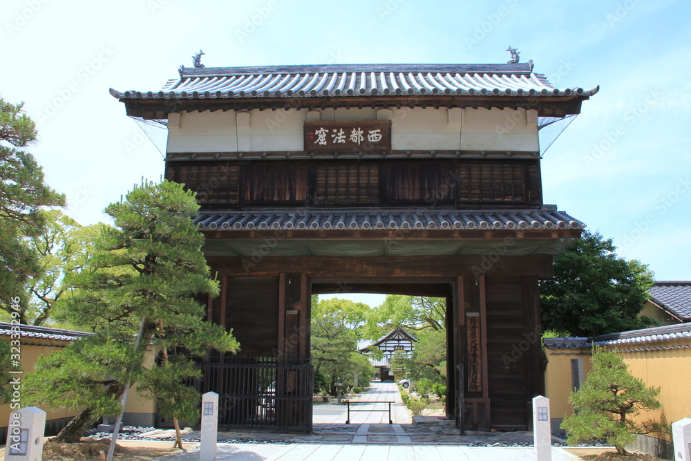 崇福寺山門 崇福寺山門