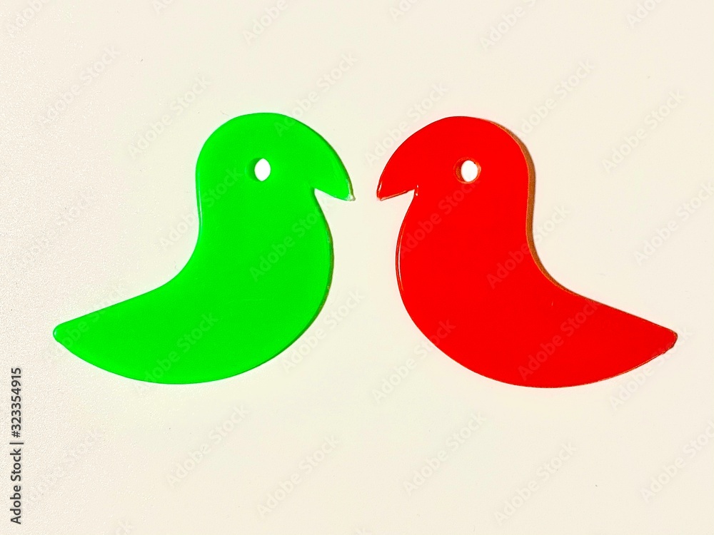 緑と赤の鳥 緑と赤の鳥