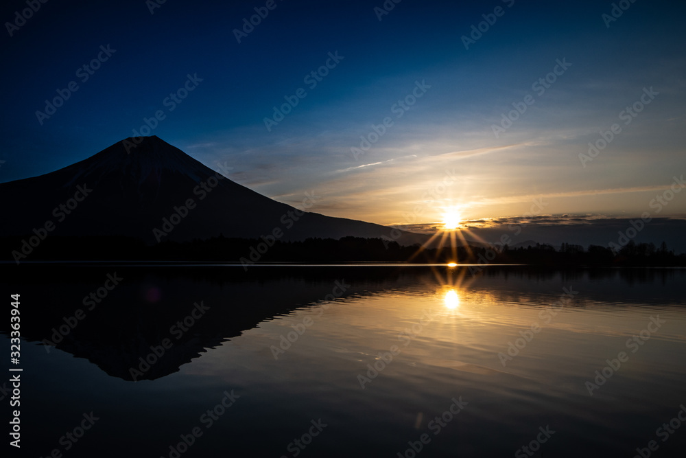 田貫湖、富士山、夜、水鏡、JPN、japan