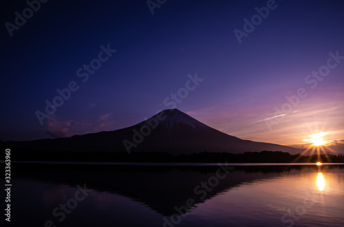 田貫湖、富士山、夜、水鏡、JPN、japan