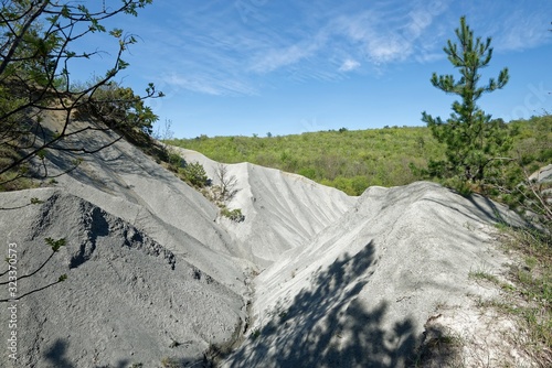 Kroatien - Istrien - Kras - Schiefersplitvorkommen photo