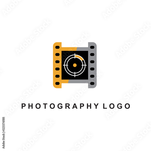 PHOTOGRAPH PRODUCTION DESIGN LOGO TEMPLATE