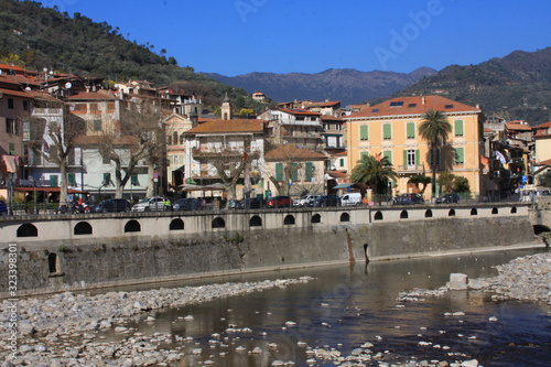 la Nervia à Dolceacqua photo
