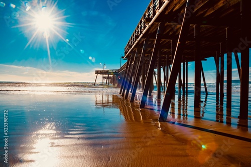 Fototapeta Naklejka Na Ścianę i Meble -  wooden pier Pismo Beach Pacific coast California