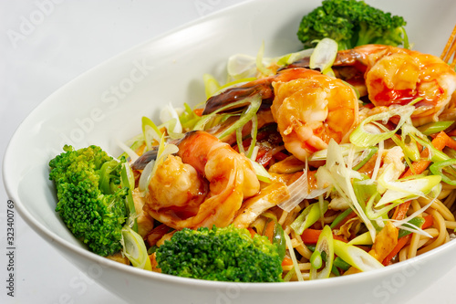 Vászonkép Thai style noodles with vegetables