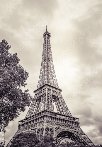 Fototapeta Naklejka Na Ścianę i Meble -  The Eiffel Tower. Vintage photo processing. Paris France