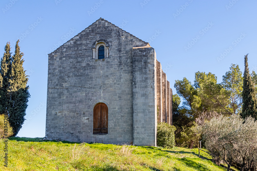 the town of Caumont sur Durance, in Provence