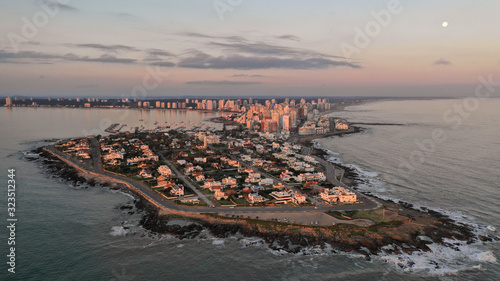 Obraz na plátně A view of Punta del Este (Uruguay) peninsula