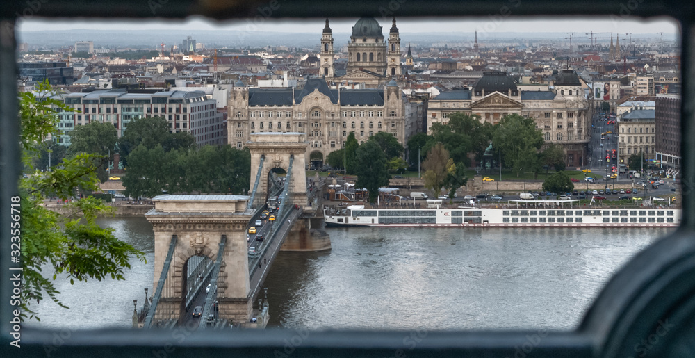 Naklejka premium Puente de las cadenas Budapest