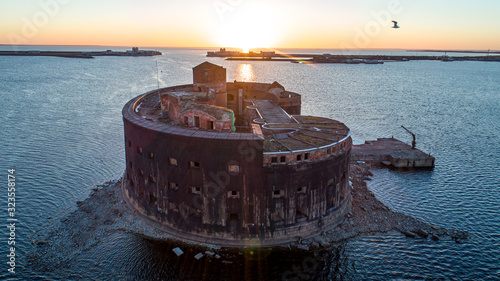 "Plague" fort in the fairway of the Gulf of Finland.