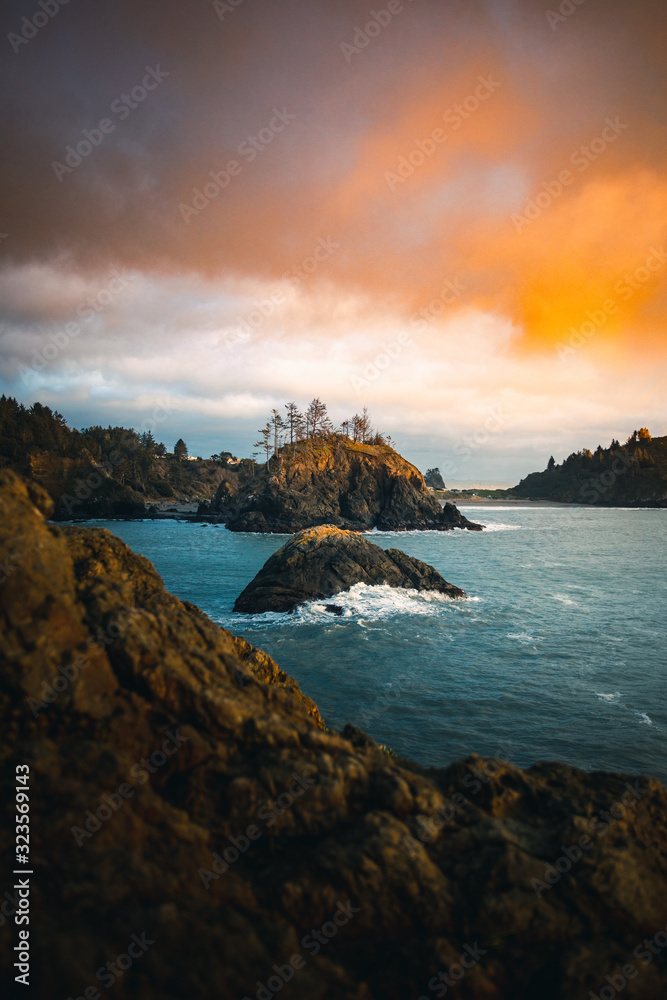 Coastal Views in the Pacific Northwest Coastal Views in the Pacific Northwest