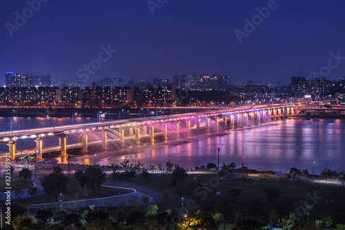 Night view of Banpo Bridge over Han river in Seoul, South Korea.