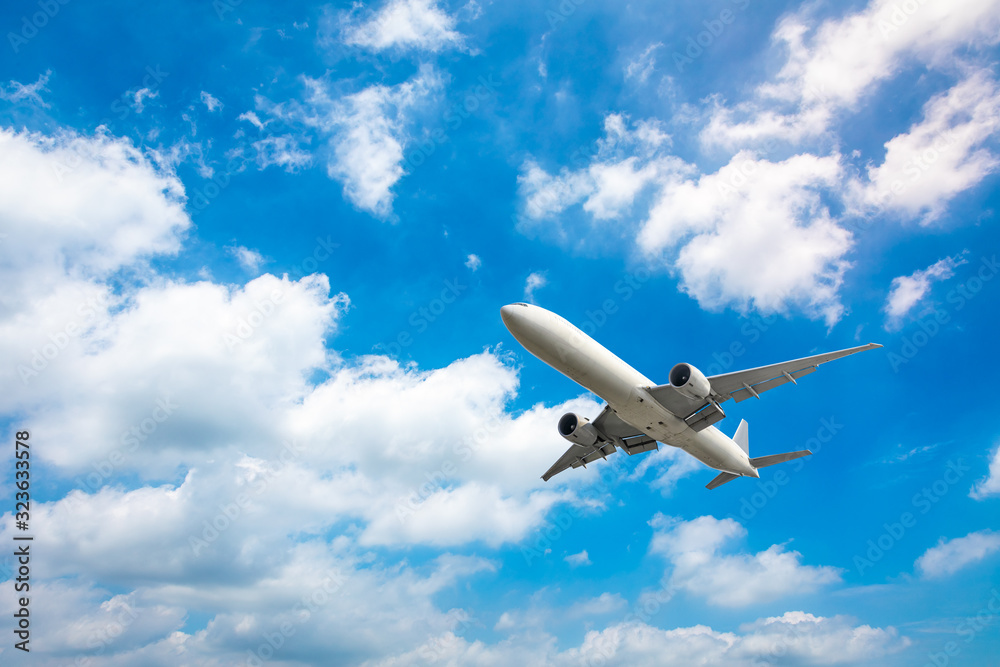 High-altitude airplane and beautiful sky in spring High-altitude airplane and beautiful sky in spring