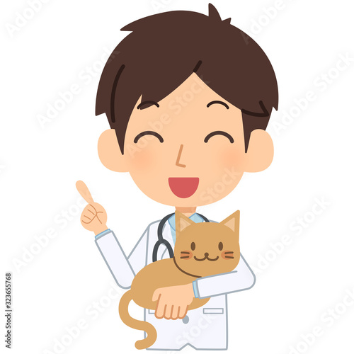 説明をする笑顔の獣医と猫