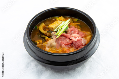 Soybean Paste Stew with Beef Brisket which is called Cadobagi Doenjan Jjigae in Korean
