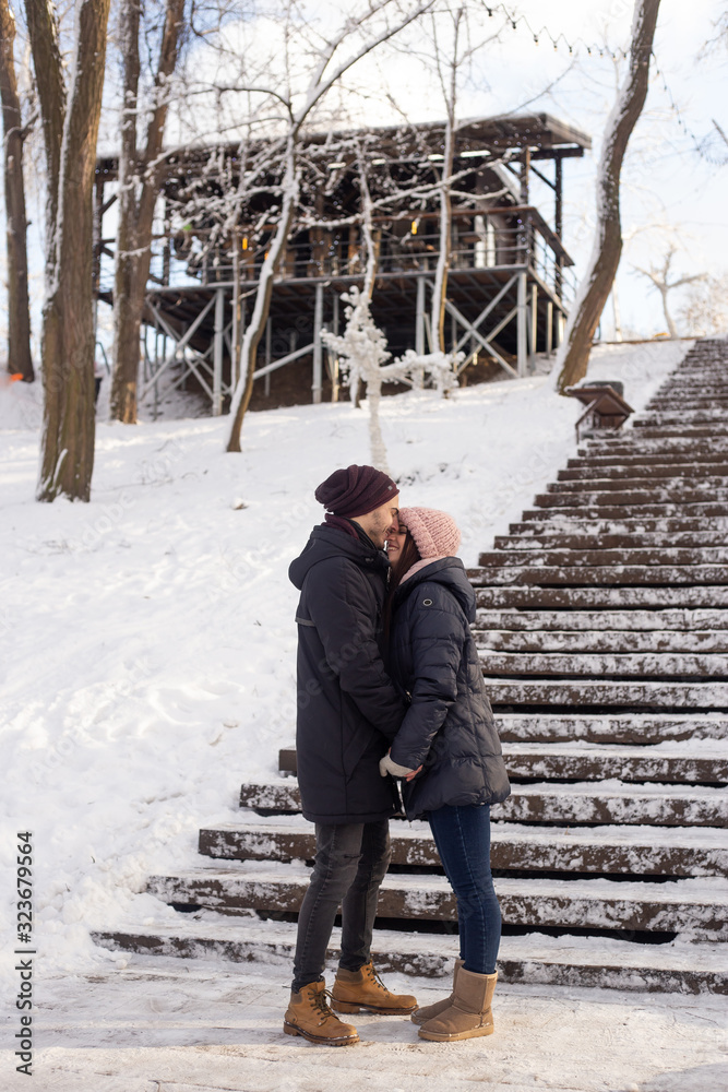 Fototapeta premium Winter fashion concept with boyfriend and girlfriend.