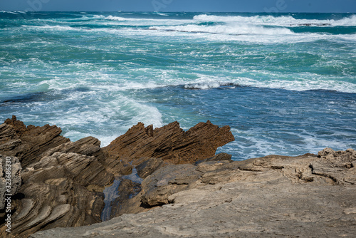 Fototapeta Naklejka Na Ścianę i Meble -  sea and rocks