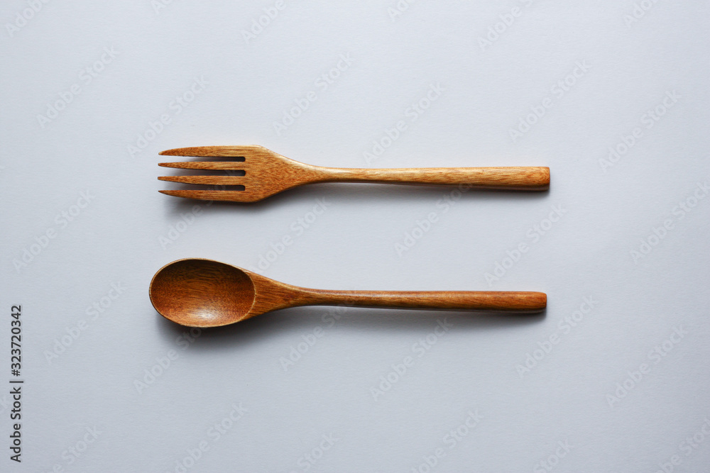 木製のフォークとスプーン（合成用）