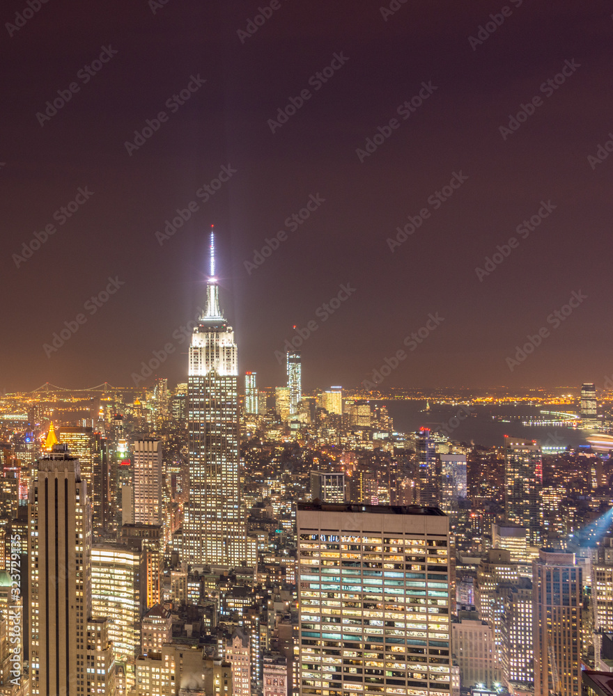 Fototapeta premium View of New York Manhattan during sunset hours