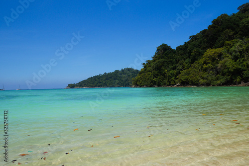 Fototapeta Naklejka Na Ścianę i Meble -  The tropical sea island, Surin island, Thailand