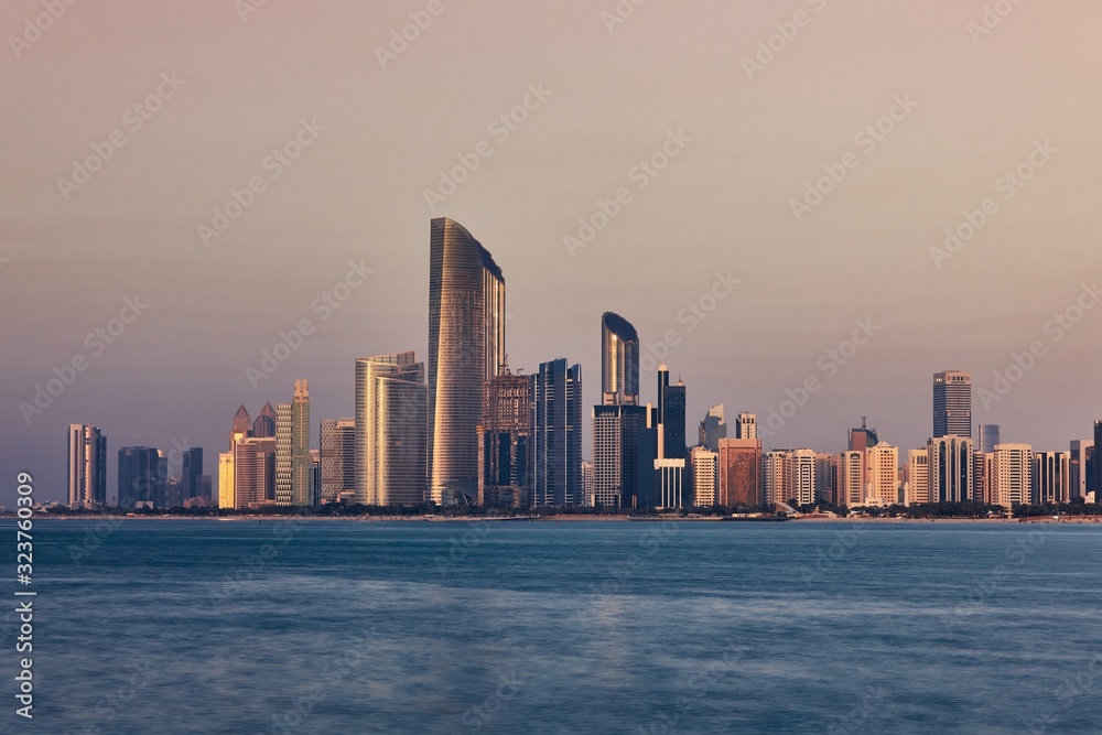 Fototapeta premium Cityscape Abu Dhabi