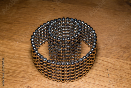 magnets thinking out of the box