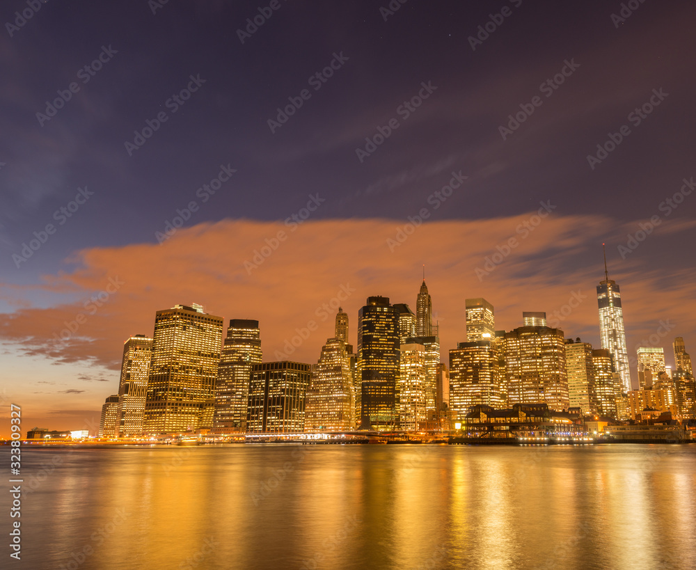 Naklejka premium View of lower Manhattan from Brooklyn