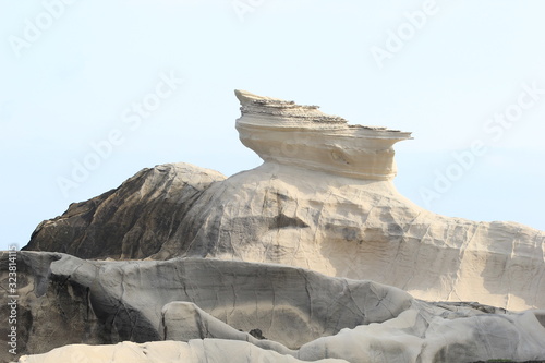 Kapurpurawan Rock, cremeweisse Kalksteinformationen, Burgos, Ilocos Norte, Philippinen