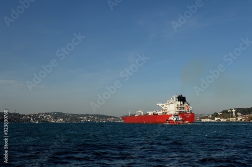STI ELYSEES oil tanker in the Bosphorus Strait