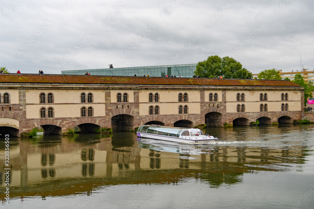 Obraz premium ストラスブール ヴォーバン・ダム