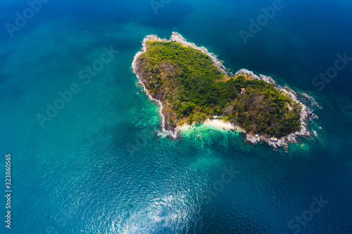 Heart shaped island in the calm tropical sea. Thailand © Dudarev Mikhail