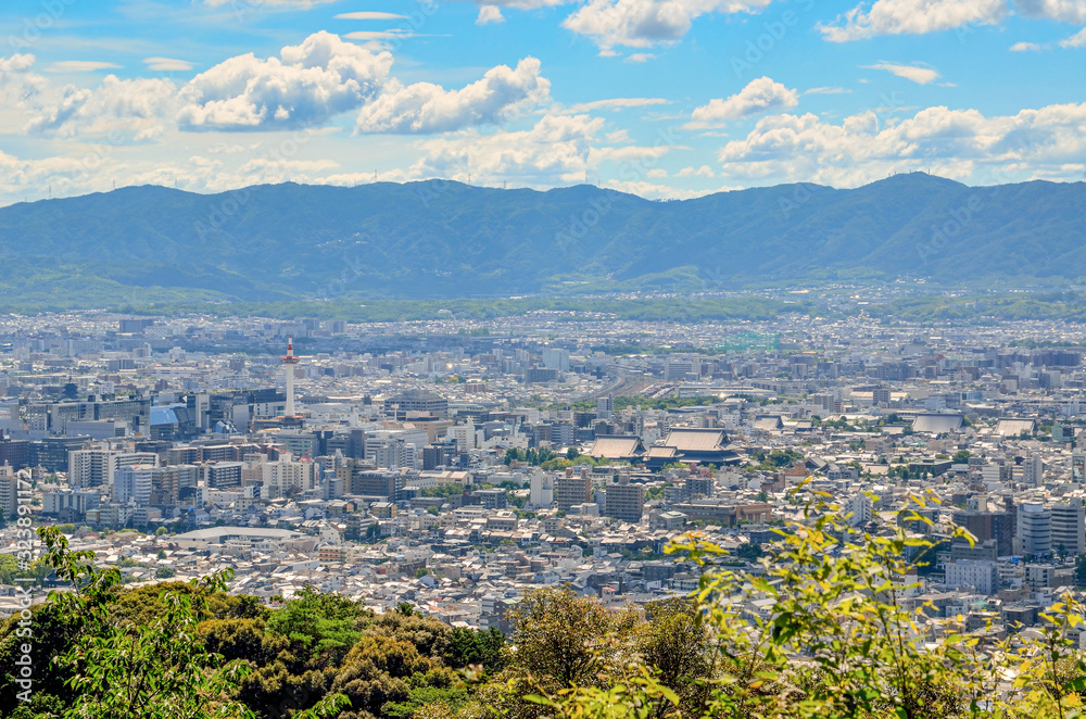Obraz premium 京都 将軍塚展望台からの眺め