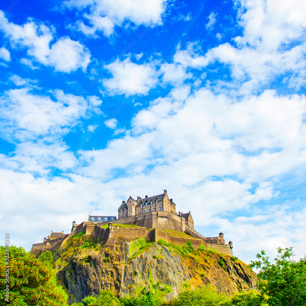 Edinburgh Castle skyline