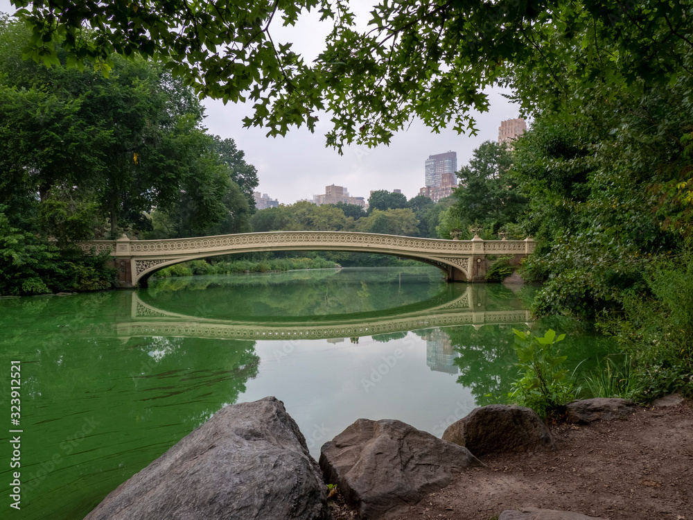 Fototapeta premium Bow bridge