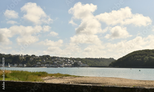 Locguénolé dans la baie de Morlaix dans le Finistère en Bretagne photo