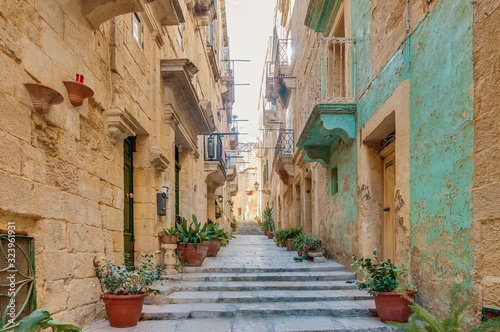 Fototapeta Naklejka Na Ścianę i Meble -  Cassar Street in Vittoriosa, Malta
